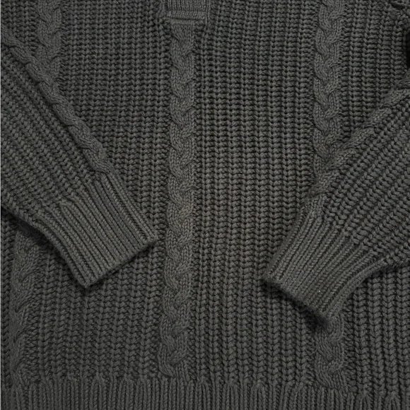 L.L.Bean Cable Knit Pullover Sweater - Picture 2 of 4